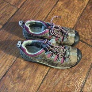 Keene trail shoes size 7 men’s